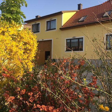 Amstetter'S Ferienwohnung Waldenstein  Exterior foto